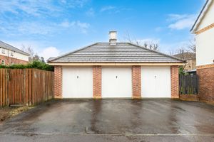 Photo 23- click for photo gallery